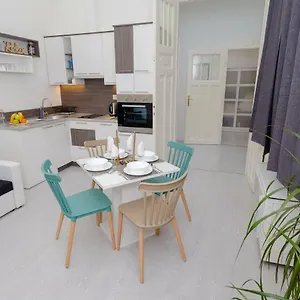  Apartamento Boutique Jokai - In The Center